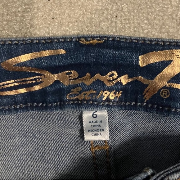 SUNSET BERMUDA SHORTS IN THE COLOR MINERS - Picture 5 of 14